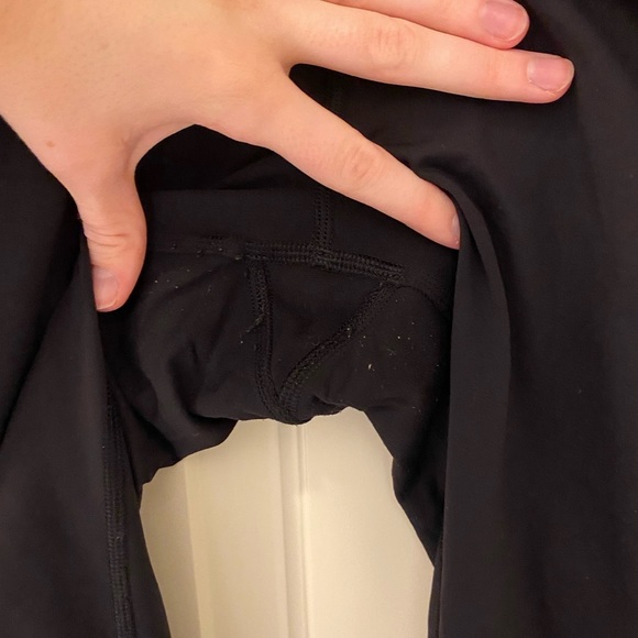 Black Lululemon Leggings with Mesh along the side, 6 - Picture 7 of 8